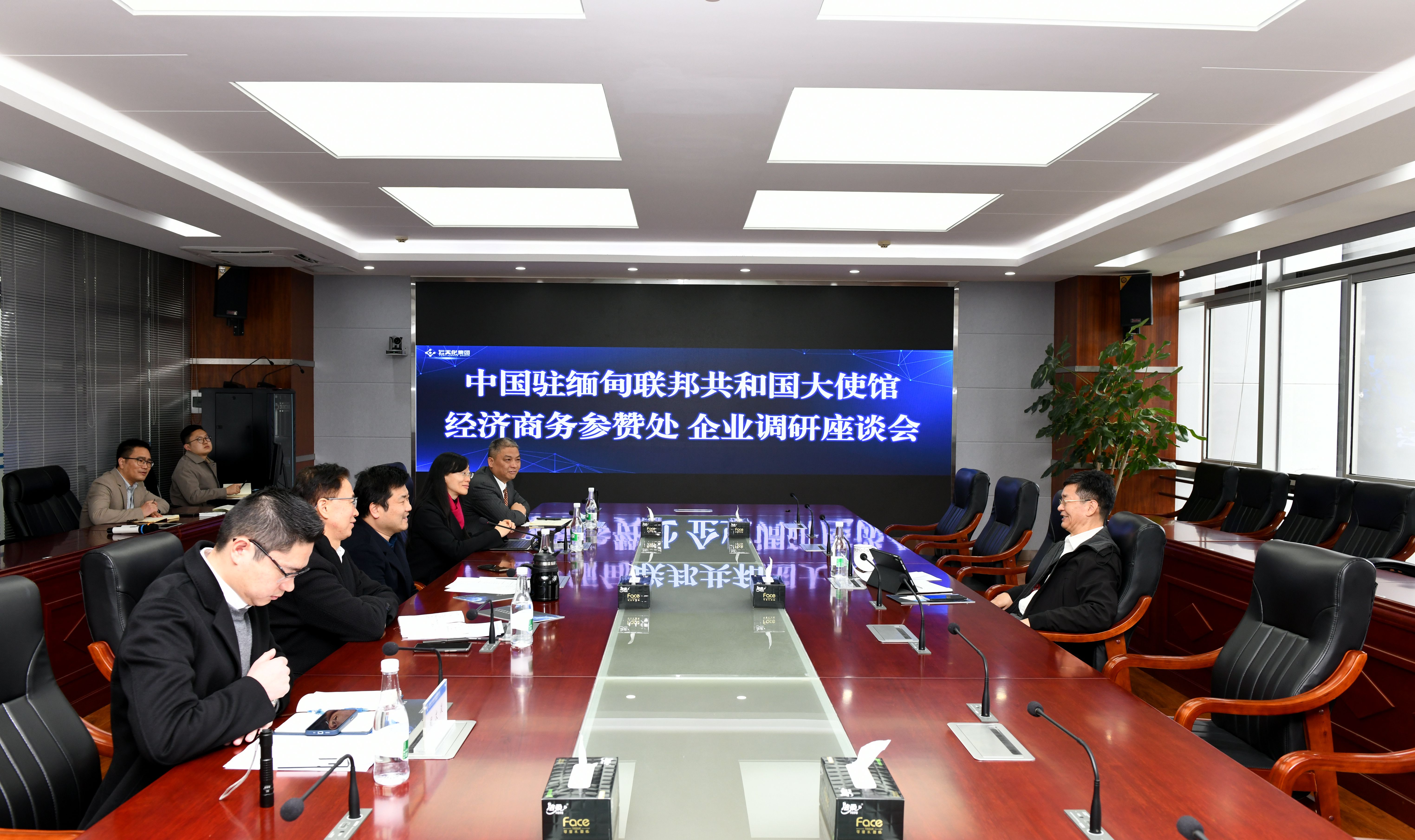 中国驻缅经济参赞谭书富  希望3A娱乐城
寻找中缅农业发展的契合点