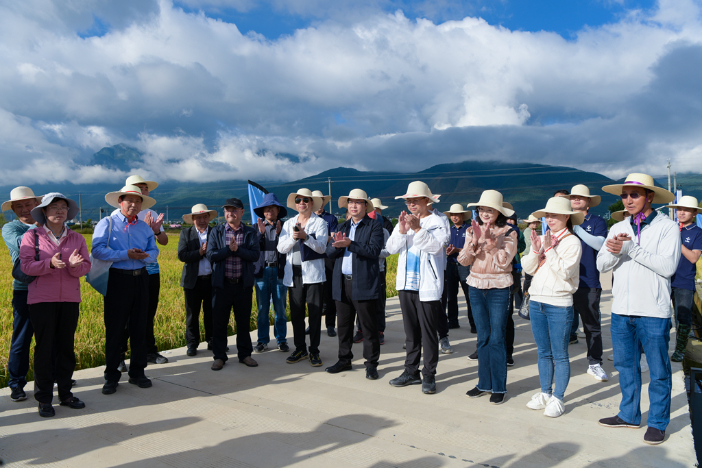 绿色又增产  3A娱乐城
绿色投入品为生态保护与农业发展互融共促带来福音